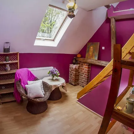 Κατάλυμα σε φάρμα Na Borowinowej