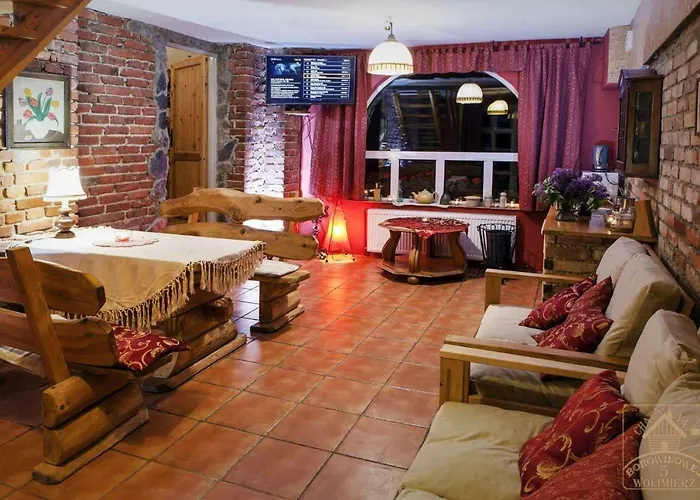 ファームステイ Na Borowinowej Wolimierz